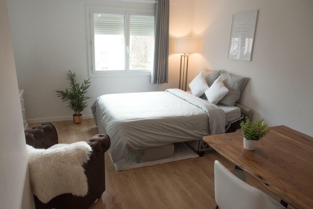 Au rue de la fleuriée Appartamento Saint-Apollinaire  Esterno foto